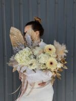 Квіткова коробка з гортензією та герберою