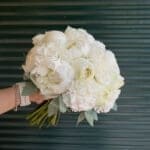 Весільний букет з півоній