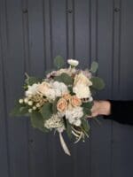 Весільний букет з гортензією та астільбою