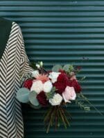 Весільний букет з трояндами та жоржинами