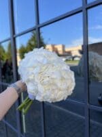 Весільний монобукет з гортензії