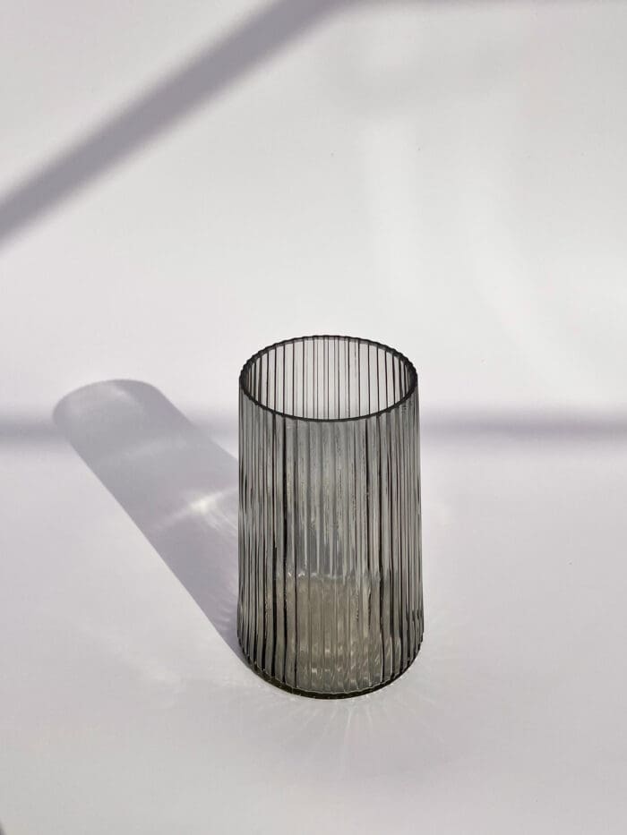 IMG_6190.HEIC Ваза скляна ROY сіра