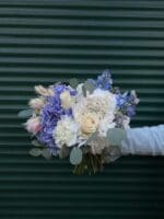 Весільний букет з гортензією та серурією