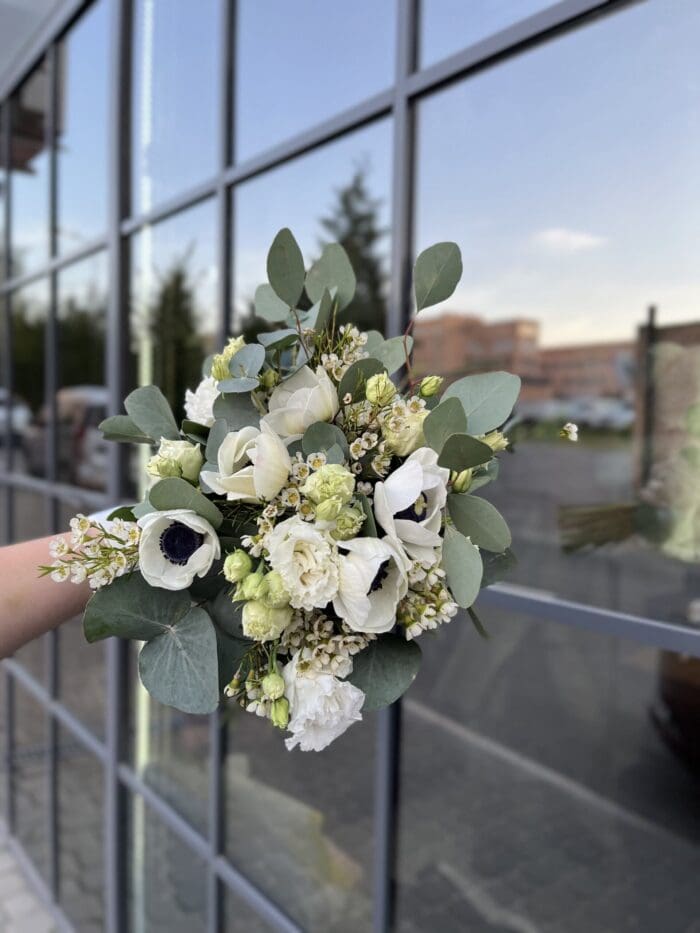 Весільний букет з діантусом та анемонами