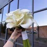 Весільний монобукет з зантадескій