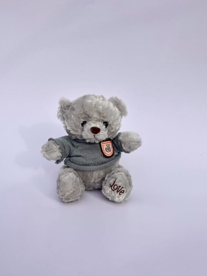 Ведмедика у зеленому светрі "Love"