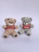 Ведмедик у смугастому светрі