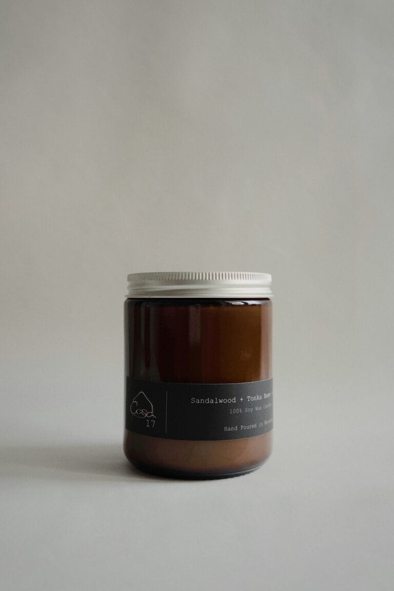 Свічка "Sandalwood + Tonka Bean + Powder"