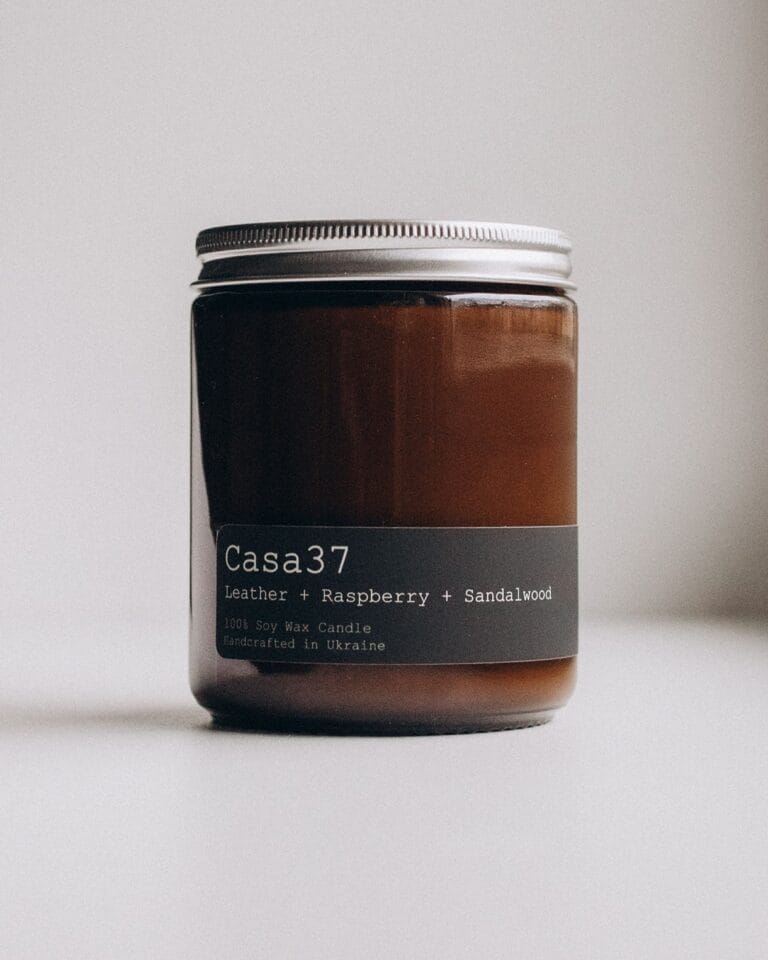 Свічки "Leather + Raspberry + Sandalwood"